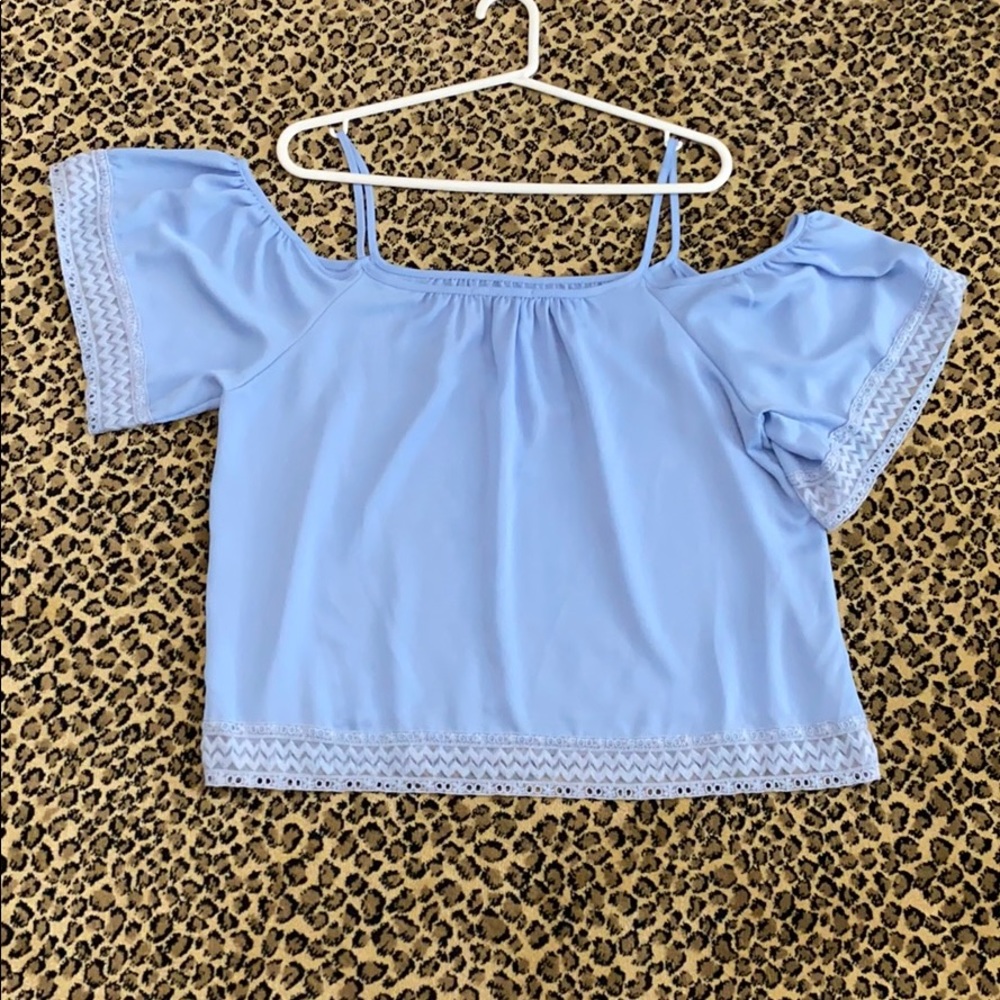 Oxford Sunday light blue exposed shoulder tank